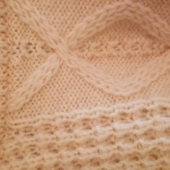 🍀WOMANS IRISH WOOL SWEATER 🍀 - Picture 5 of 6